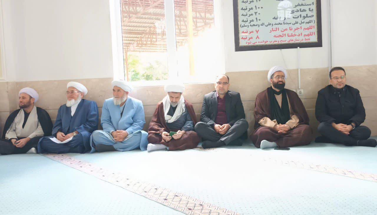  مراسم گرامیداشت شهادت قائد امت با حضور حجت الاسلام و المسلمین دیلم مدیر مرکز اسلامی گلستان