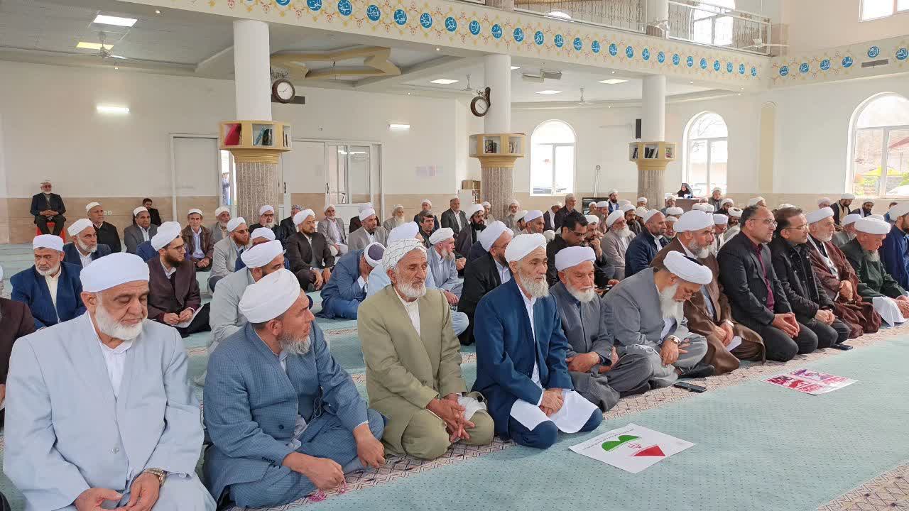  مراسم گرامیداشت شهادت قائد امت با حضور حجت الاسلام و المسلمین دیلم مدیر مرکز اسلامی گلستان