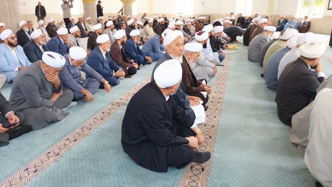  مراسم گرامیداشت شهادت قائد امت با حضور حجت الاسلام و المسلمین دیلم مدیر مرکز اسلامی گلستان