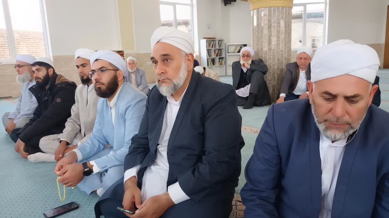  مراسم گرامیداشت شهادت قائد امت با حضور حجت الاسلام و المسلمین دیلم مدیر مرکز اسلامی گلستان