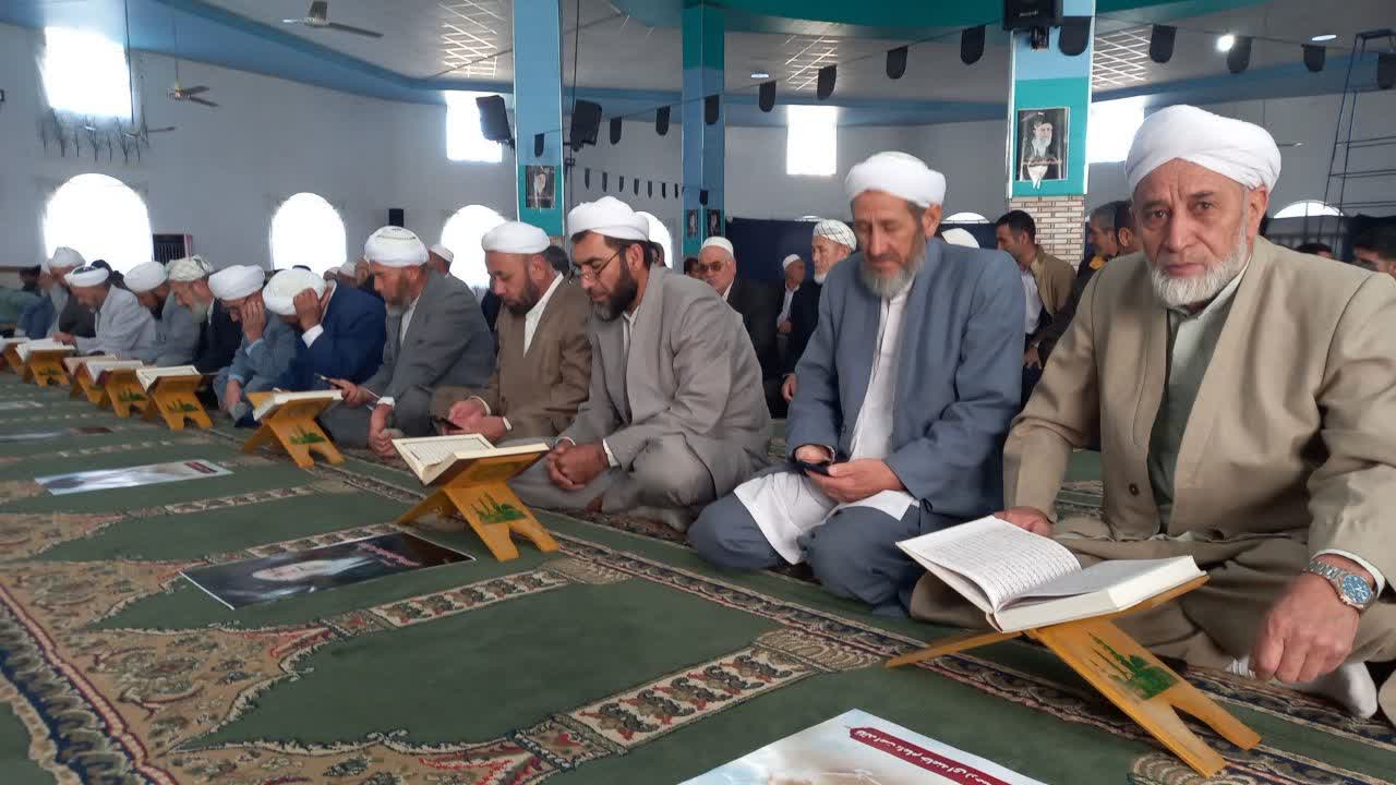  مراسم بزرگداشت شهادت قائد امت با حضور آخوند صفری، آخوند قره باش، علما، مسئولین، نیروهای نظامی و اقشار مردم، در مسجد الاقصی شهر فراغی