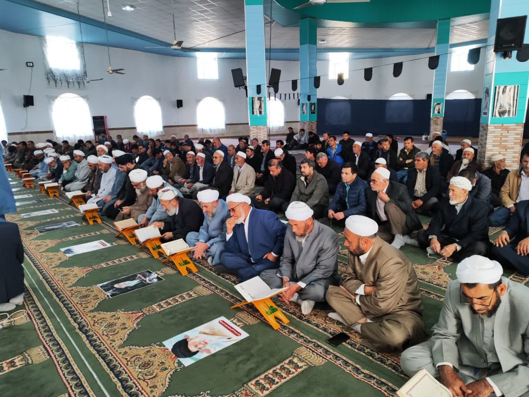  مراسم بزرگداشت شهادت قائد امت با حضور آخوند صفری، آخوند قره باش، علما، مسئولین، نیروهای نظامی و اقشار مردم، در مسجد الاقصی شهر فراغی